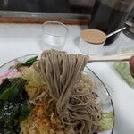 すかや 本店 - 麺つゆをぶっかけて