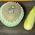 ユナイテッドベジーズ - 飯岡のタカミメロン、千葉県産ホワイトコーン