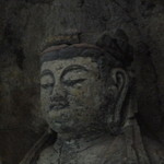 エイトドーナツ - かつてこの頭部は落ちて下に置かれた状態で長らく安置されていましたが、平成６年に修復されました。