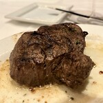 Ruth's Chris Steak House - フィレステーキ 11オンス (312グラム) ※焼き方: ミディアム
            2022年6月28日