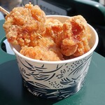 阪神甲子園球場 - 中華食堂の唐揚げ