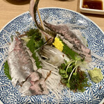 第8八千代丸 - 地物の鯵の活け作り　身が厚いったら