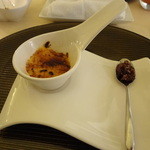 リストランテ　アニモフェリーチェ - 先付け：先付けはクレーマカタリャーナ