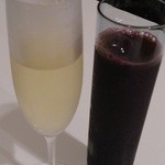 イル ブル - 2013.3.15　葡萄ジュースと200円ワイン