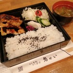 Torisei - 「焼きとり定食」790円
