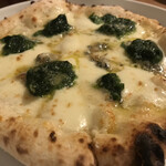 フラット - ブルーチーズと生海苔