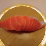 回転寿司すノ家 - トロサーモン