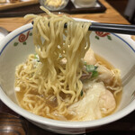 万葉軒 ワンタン麺&香港飲茶Dining - 開花楼の麺に間違いナシです。