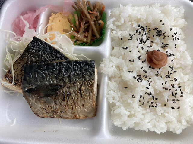 イチイズ ロシナンテ MARKET 福島学院前店｜多彩なメニューと便利なロケーション