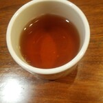 錦海楼 - セルフサービスのウーロン茶