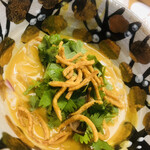 美会 - カオソーイ。タイの麺料理です