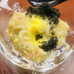 美会 - 毛蟹餡の底には蒸して裏漉ししたゴールドラッシュ。この甘いは物凄い