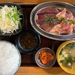 ホルモン たけだ - ランチメニュー