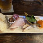 洋風酒場Toy - ひとりのみセットのおまかせ盛り