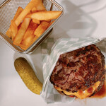 シェイクツリー バーガー＆バー - 