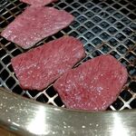 和牛 まつした - ●7周年記念ｺｰｽ9000+飲み放題付1500+追加単品 ｽﾃｰｷ3種盛り8000+特選5種盛り7200+ｺｰｽﾎﾙﾓﾝ500+ｽﾊﾟｰｸﾘﾝｸﾞﾜｲﾝ ｶﾞｳﾞｧ5000＝31,200円