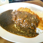 マゴコロ - カツカレー（チキンカツ）870円