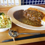 マゴコロ - カツカレー（チキンカツ）870円
