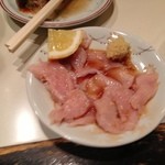 和風もつ料理 あらた - ミノ湯引き