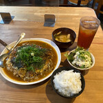 Shichi fuku - 肉玉そばランチ（800円）に、カレー（100円）をトッピング。