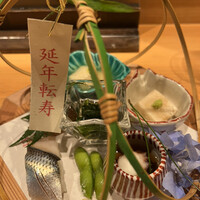 日本料理 丸しま - お昼のコース６９３０円。八寸。この価格帯で本格的な八寸は嬉しいです。一品ひと品も、全体のバランスも、とても良かったです（╹◡╹）
