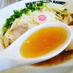 アンダーグラウンド ラーメン 頑者 - 