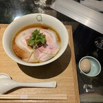 Japanese Ramen Noodle Lab Q - 特製醤油らぁ麺