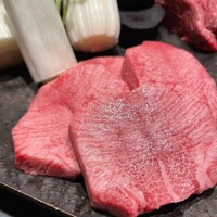 本格肉料理 丸小 - 