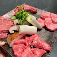 本格肉料理 丸小 - 