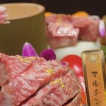 個室焼肉 夜桜 - 