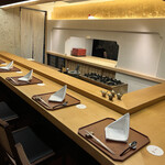 美会 - ゴージャスなカウンター席！