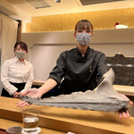 美会 - でけえフカヒレ！