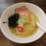 RAMEN N'n - SHIROGANE 800円