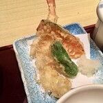 旬魚 左阿彌 - 左阿彌特製まぐろ丼にセットの天ぷら