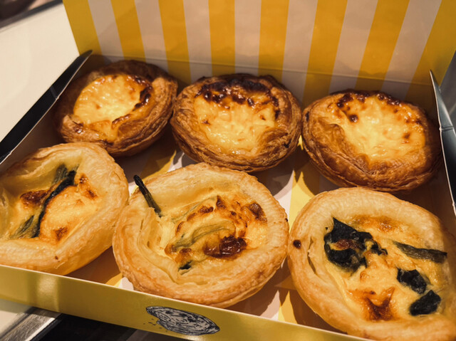 エッグタワーケーキ&タルトひよこ(黄色) 【公式通販】