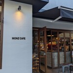 MONZ CAFE - 外観①