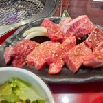 炭火焼肉 久 - 