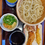 丸亀製麺 - 