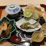 澤いち - きんき山椒タレ・天竜川の鮎・冷製蓴菜の茶碗蒸し・真魚鰹唐揚げ・いちじく・鯨ベーコン・白瓜鉄砲漬け