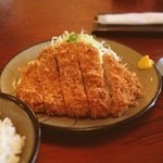 とんかつ石亭 - スタミナとんかつ

ニンニクが効いてます。
もう少しサクッと感が欲しかったな。