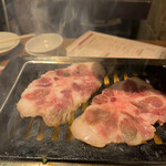 ホルモン焼肉 しまちゃん - 