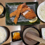 とんかつ 鶴群 - 