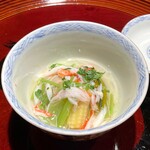 懐石 山よし - 石川芋・南瓜・芋茎・ベビーコーン・蟹餡かけ