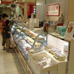 シュークリーム&ケーキ　オアフ - マルイファミリー海老名1F食遊館