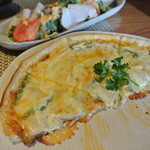 DJARM12 - 石釜ピザ（ハーフ）アスパラマヨネーズ　￥８００