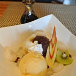 DJARM12 - 白玉クリームあんみつ　￥６００