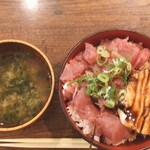 魚居酒屋 すなおや - 生まぐろ中落ちと煮穴子丼