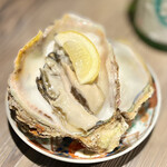 ぽんしゅや 三徳六味 - 岩牡蠣