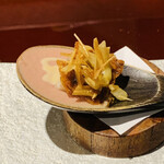 おみ乃 - ・レバーペーストとエシャレットの素揚げ