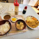 居酒屋呼子 - 玉子焼き定食、300円